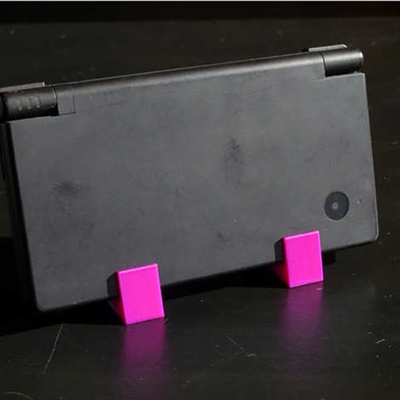 Nintendo DSi Handheld Console Vertical Display Stand Low Profile Portable System - Picture 2 of 2